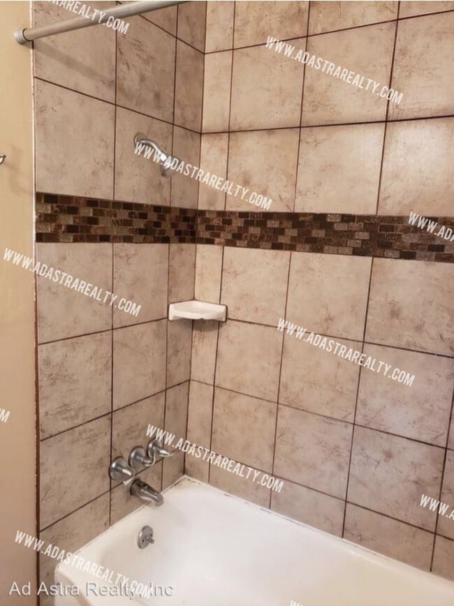 Photo - 9203 Vaughn Ave