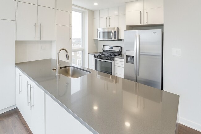 Photo - 3301 N Sheffield Ave Unit 501