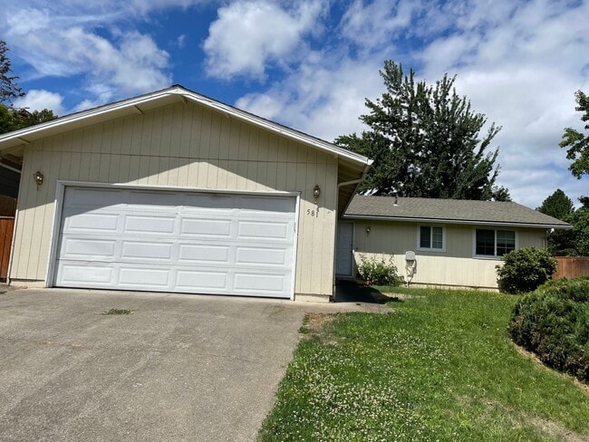 Photo - 581 N Wexford Cir