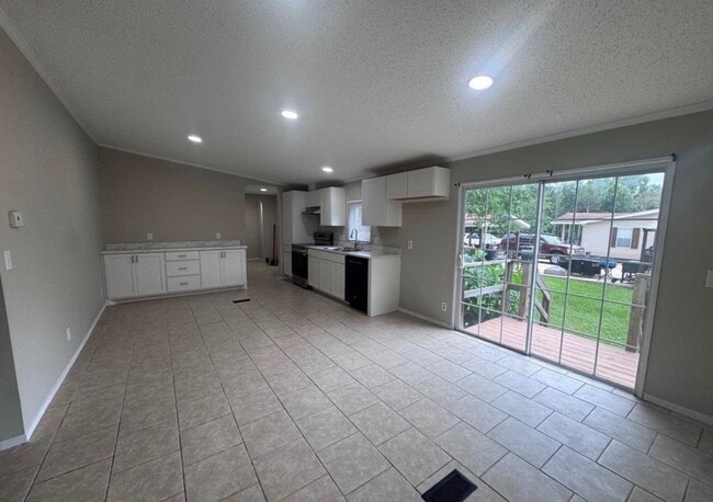 Photo - 124 Sevarge Ln