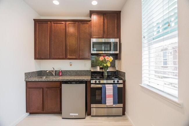 Photo - 2730 Viterbo Ct Unit 1B