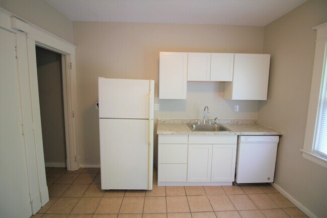 736 Oakland Ave SW
