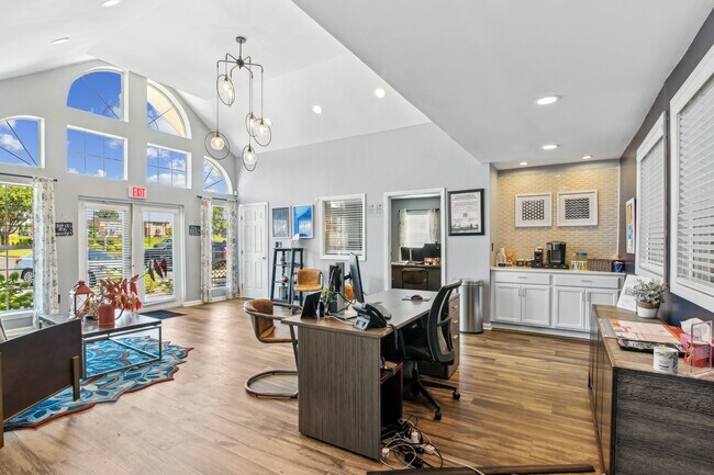 Photo - Galleria Park Apartments