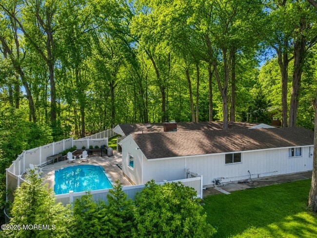 Photo - 10 Woodland Terrace