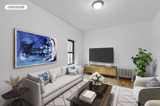 Photo - 100 W 67th St