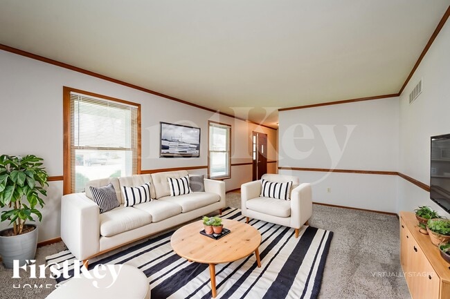 Photo - 3217 Yale Blvd