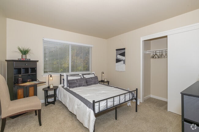 3BR, 2BA - 1,020SF - Second Bedroom