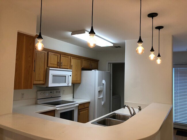 Photo - Great Close-In Condo