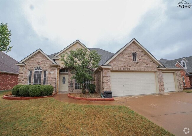 Building Photo - 4919 Silver Crest Dr Rental