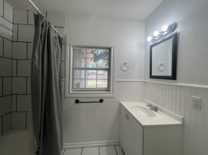 Photo - 2809 Elgin Ave