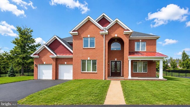 Photo - 13828 Travilah Rd
