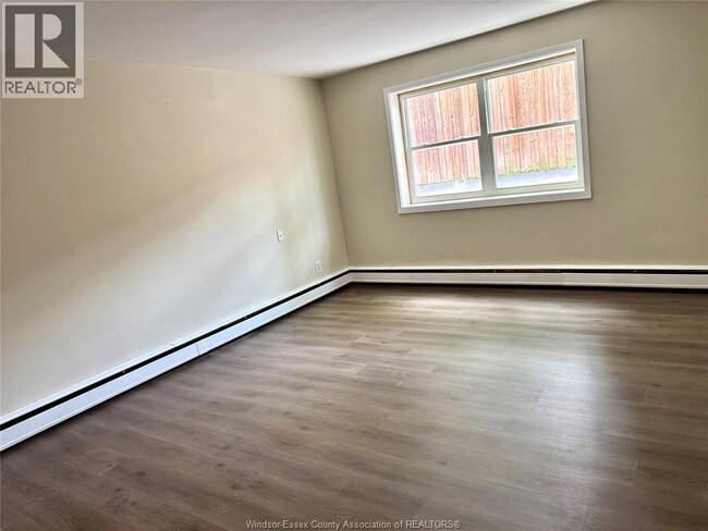 Photo - 2035 University Ave W Unit 102
