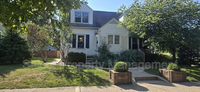 Building Photo - 1228 Elmwood Ave Rental