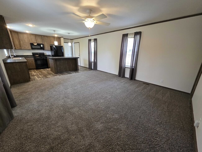 Photo - 3648 Chestnut St