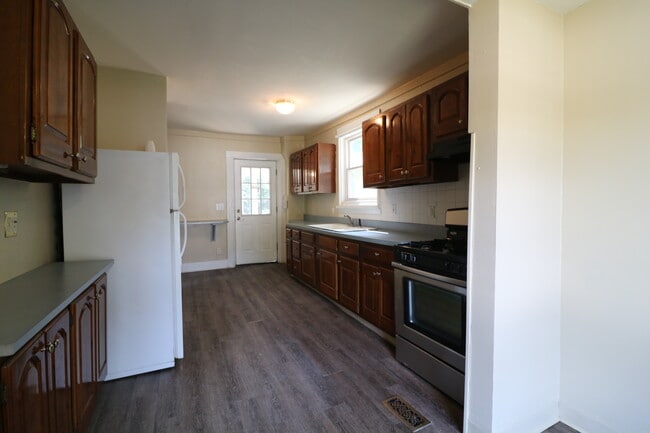 Photo - 1626 Summit Ln