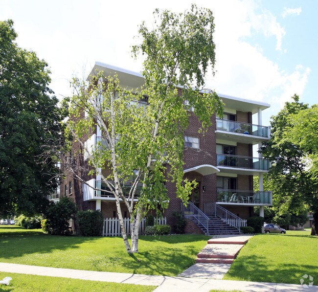 Photo principale - 1053 Don Mills Road