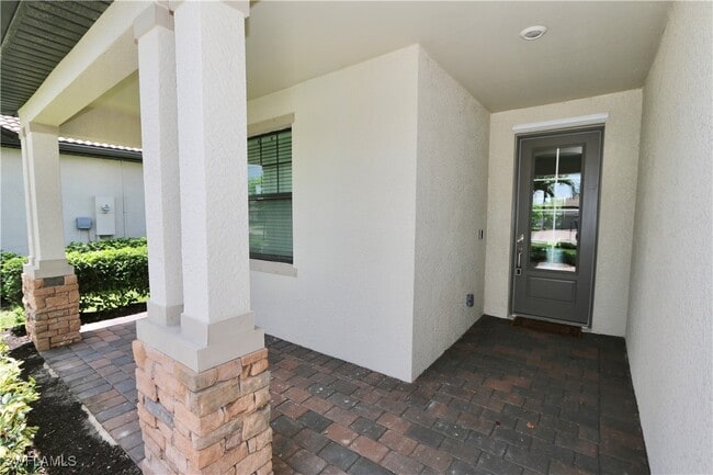Building Photo - 18293 Ridgeline Dr Rental