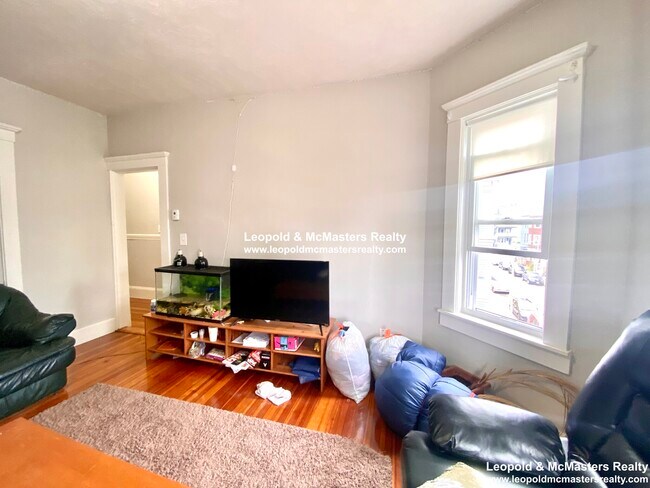 Photo - 21 Roseclair St Apartments Unit 3