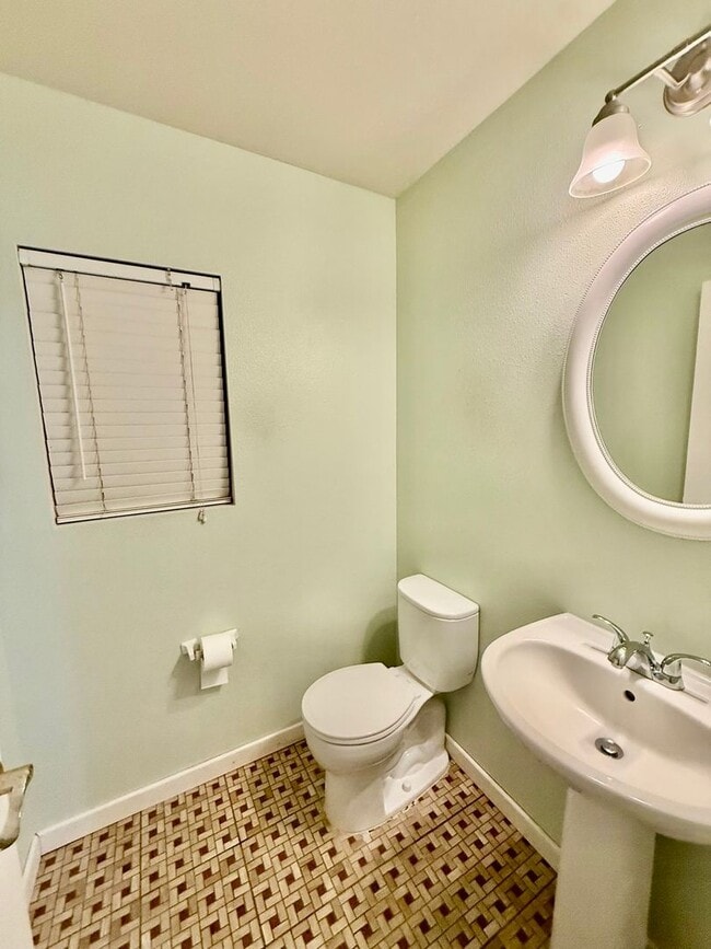 Photo - Wood Creek/3 BD/2.5 BA/Garage