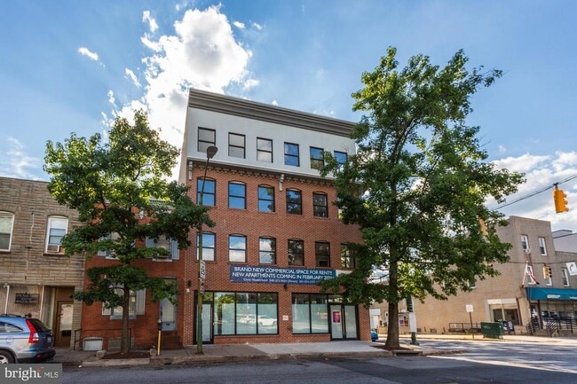 Building Photo - 400 S Highland Ave Unit 301 Rental