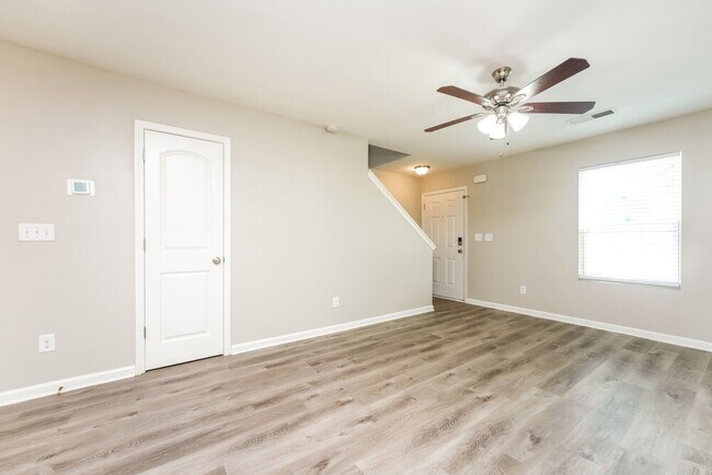 Photo - 1223 To Lani Path