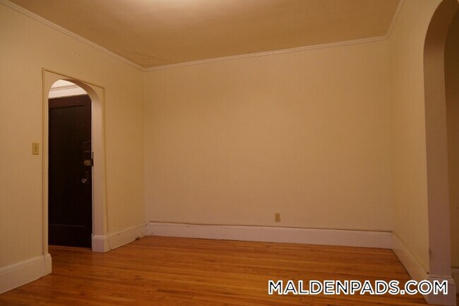 Photo - 349 Pleasant St Unidad B1-17