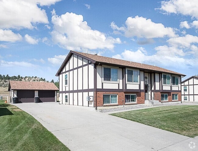 Building Photo - 386 Moccasin Trl Unit 386 Rental