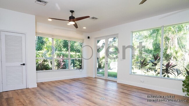 Photo - 817 SW 4th St