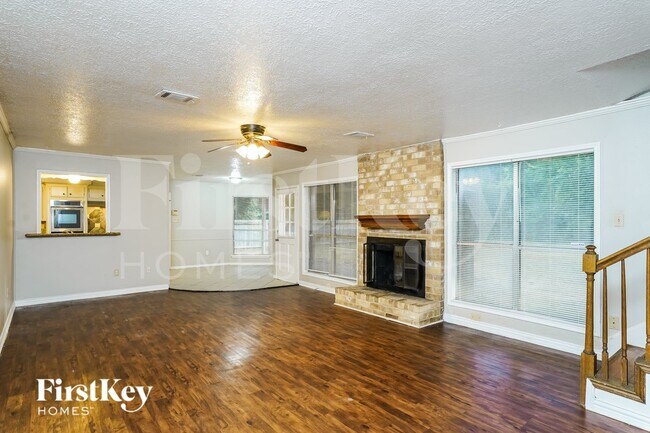Photo - 18111 Fireside Dr