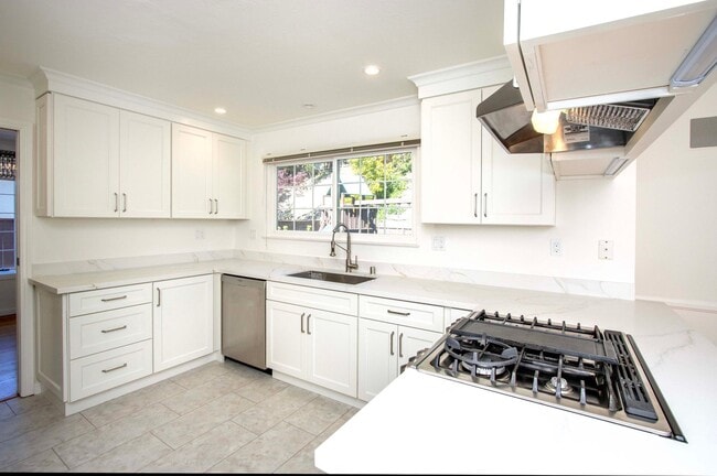 263 Knight Dr