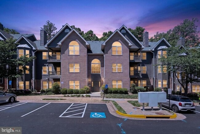 Building Photo - 4126 Monument Ct