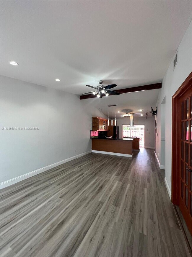 Photo - 8285 NW 186th St Condo