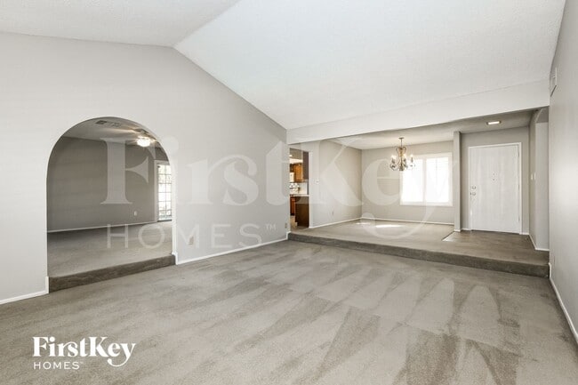 5236 W Cheryl Dr