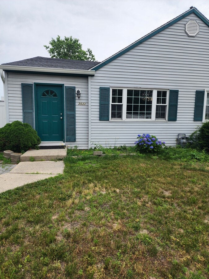 Photo - 2033 Lamplighter Dr House