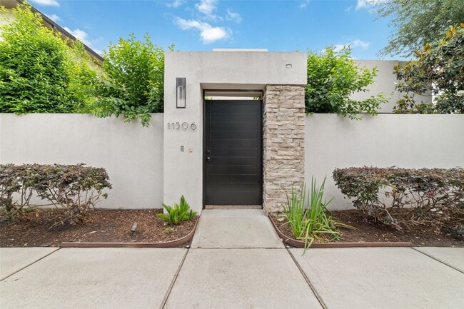 Photo - 11506 Royal Tower Pl