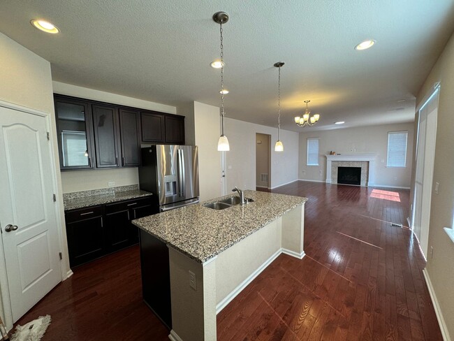 Photo - Well maintained Home with 4 bedrooms 3 bat...