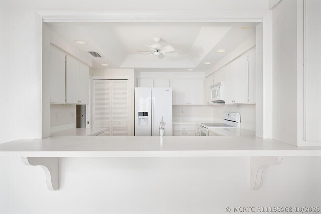 Photo - 1001 Bay Rd Unit 209