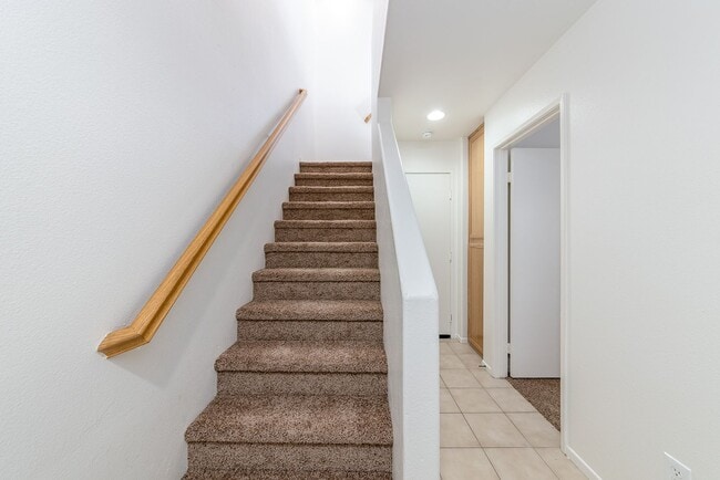 Photo - 3 bedroom townhome located In Rancho Carrillo!