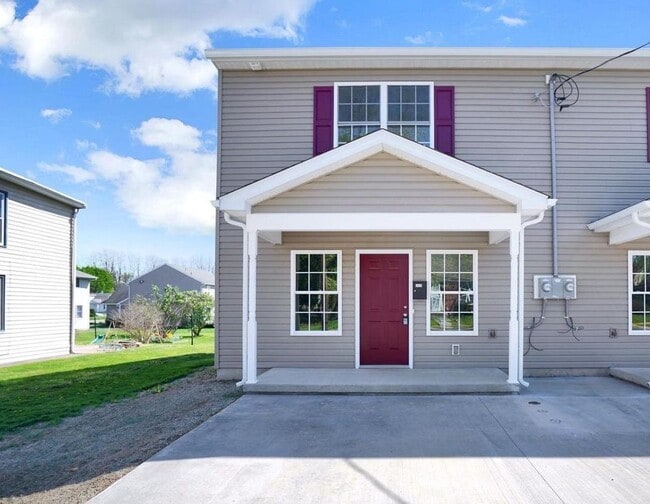 Building Photo - 2420 Lehman St