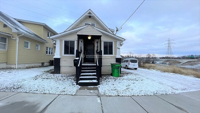 Photo - 1249 Central Ave