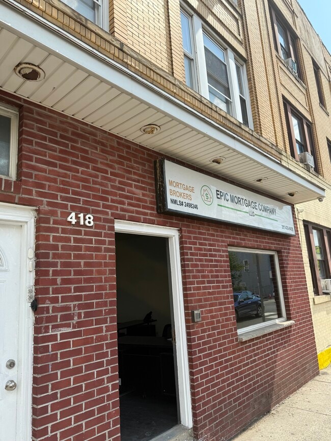 Building Photo - 418 W Side Ave Unit #2 Rental