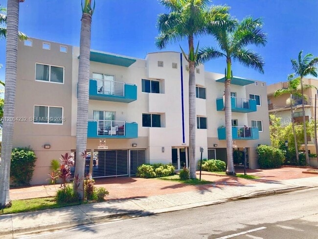 Photo - 16851 NE 35th Ave Unit 27