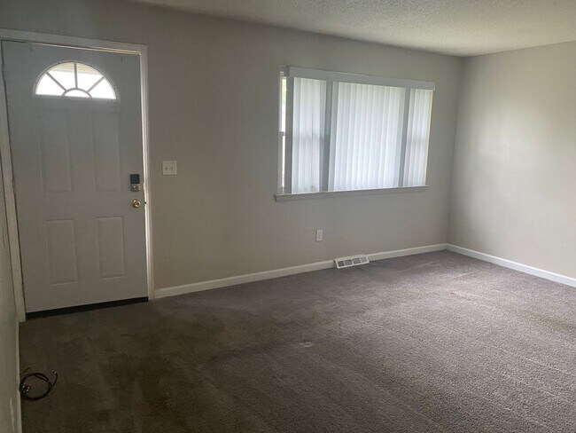 Photo - 2670 Glenbriar St