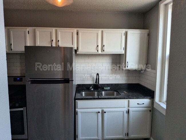 Photo - 1163 7th St W Unidad 1