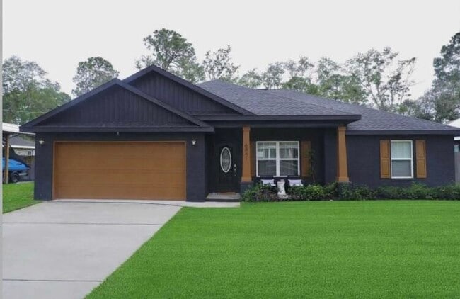 Photo - 6841 Nelson St