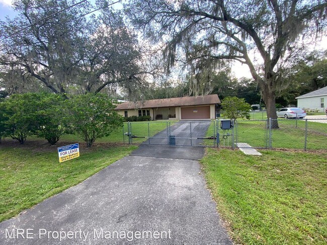 3 br, 2.5 bath House - 16359 SE 92nd Ave - 3 br, 2.5 bath House - 16359 SE 92nd Ave