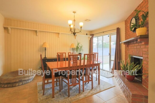 Photo - 2845 E Sierra St