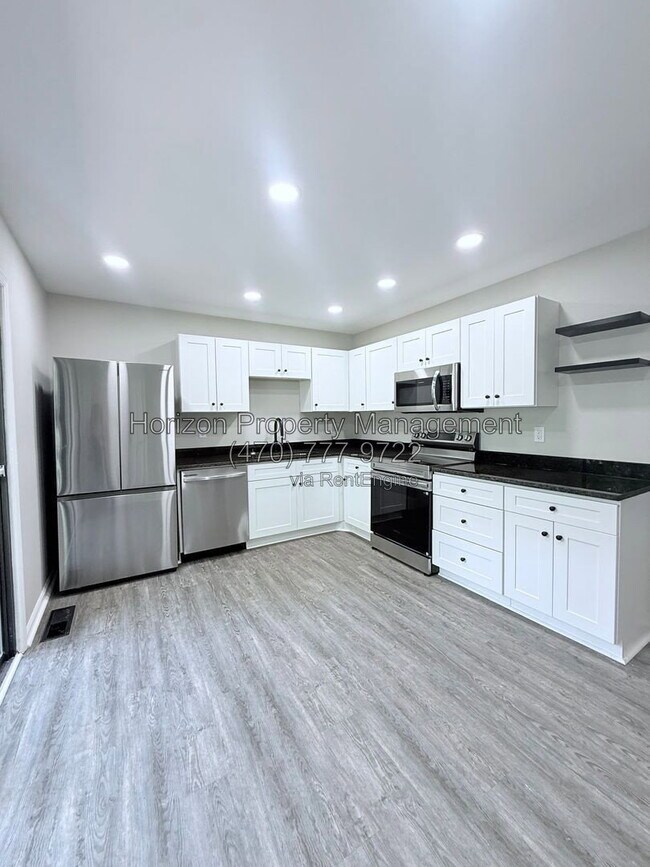 Photo - 4030 Hidden Hollow Dr