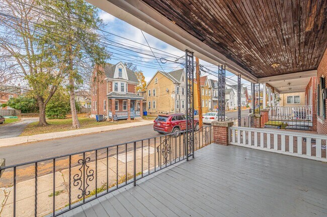 Photo - 378 N Evans St