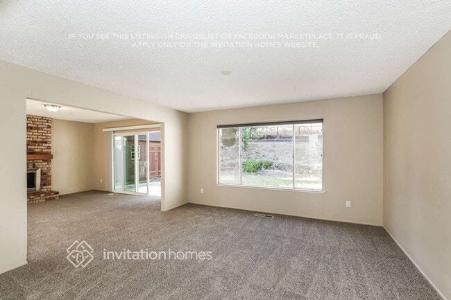 Photo - 2425 Grimsby Dr